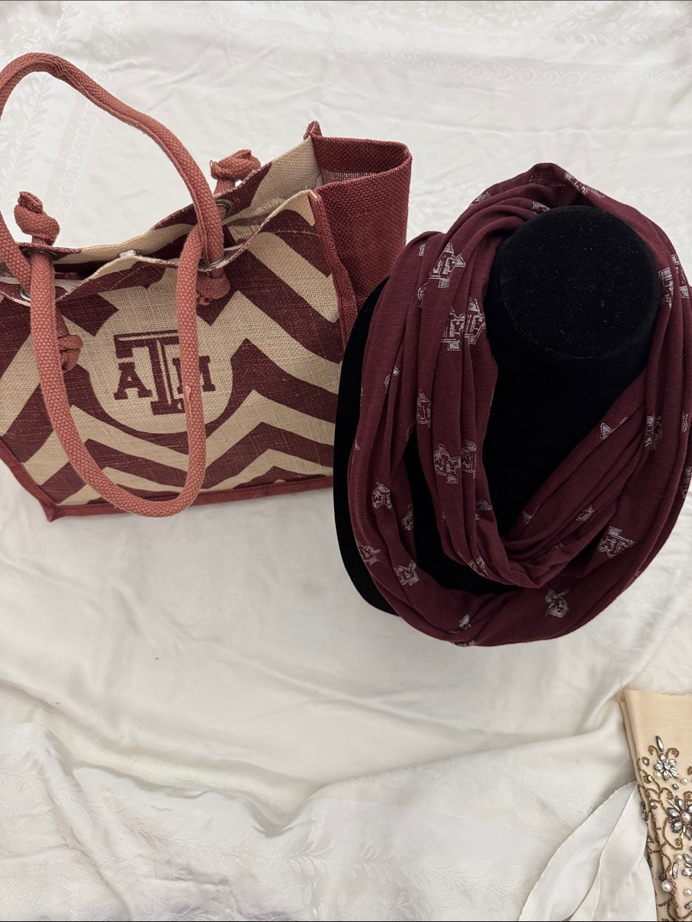 TAMU College Aggies Women's set of Jute bag and Infinity Scarf - Maroon (mlb)